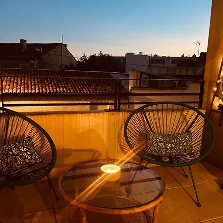L'amoureux De : P3 + Parking Prive Daire Nîmes